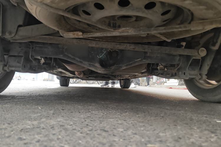 Used Wuling Hongguang 2013 1.5L Comfort Model Chassis Rear