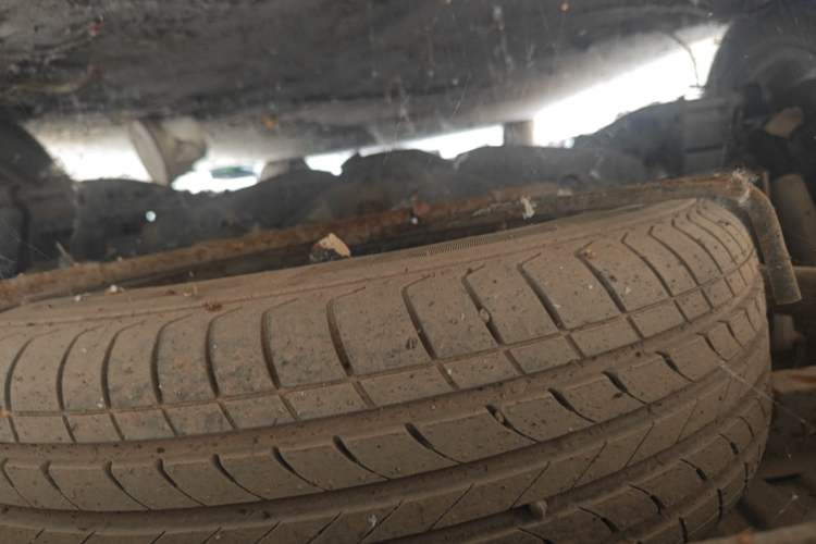 Used Wuling Hongguang 2013 1.5L S Comfort Model Chassis Rear