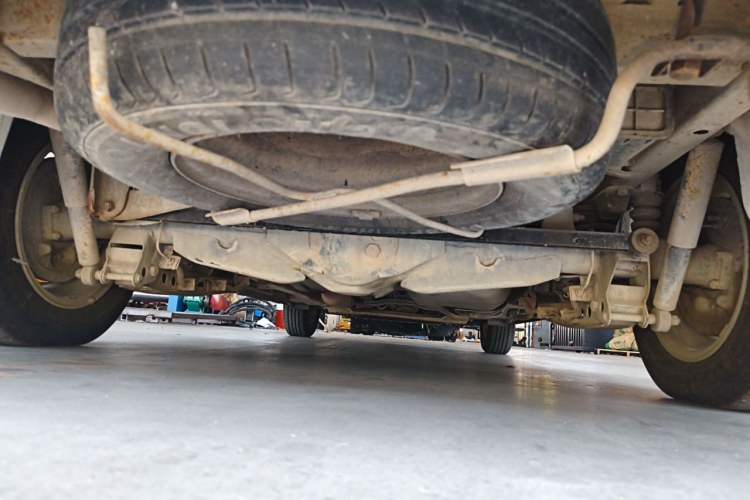 Used Wuling Hongguang 2013 1.5L S Luxury Model Chassis Rear