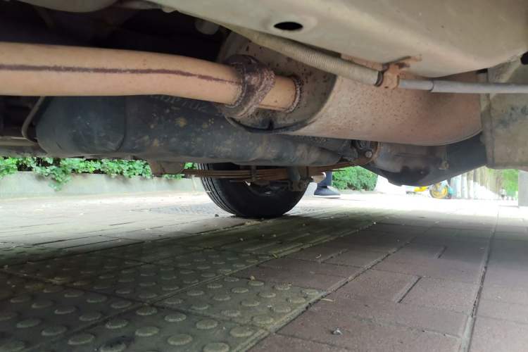 Used Wuling Hongguang 2013 1.5L Base Version Chassis Rear Left