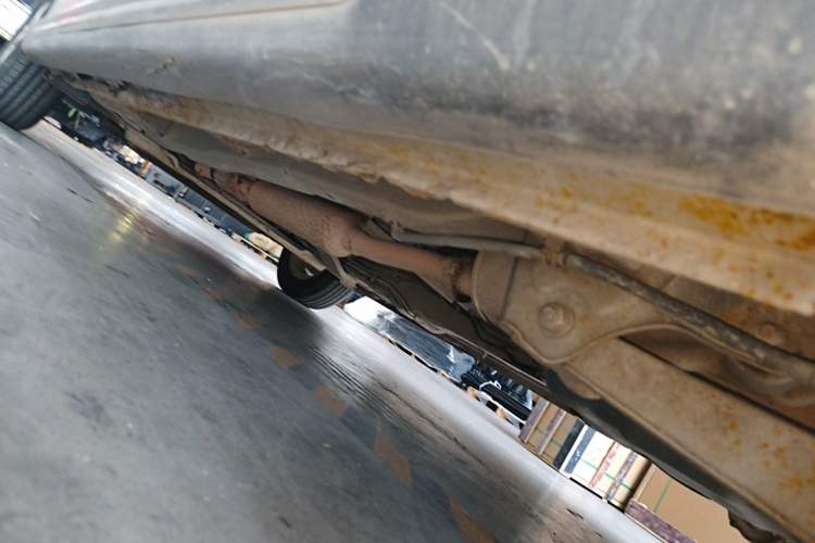 Used Wuling Hongguang 2013 1.5L S Luxury Model Chassis Rear Left