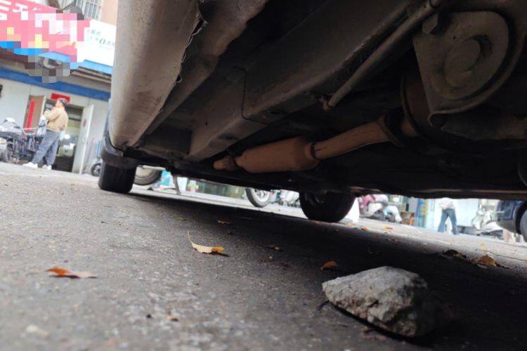 Used Wuling Hongguang 2013 1.5L Base Version Chassis Rear Left