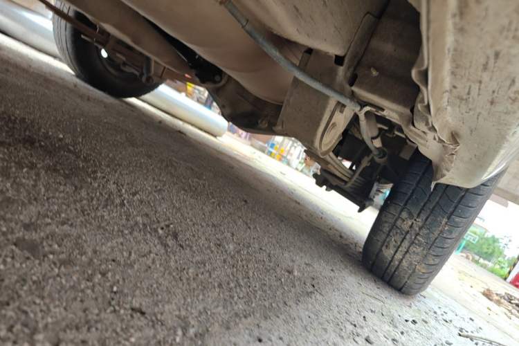Used Wuling Hongguang 2013 1.5L Base Version Chassis Rear Left