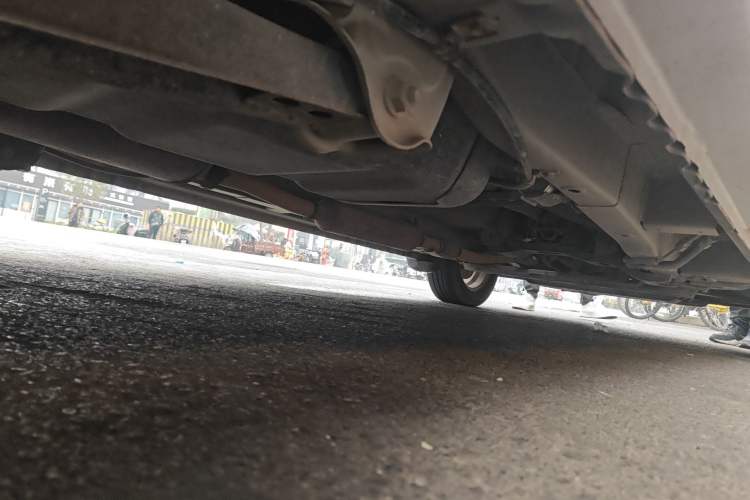 Used Wuling Hongguang 2013 1.5L Comfort Model Chassis Rear Right
