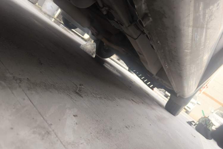 Used Wuling Hongguang 2013 1.5L Base Version Chassis Rear Right