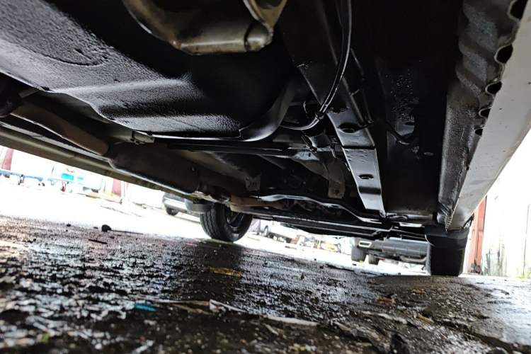 Used Wuling Hongguang 2013 1.5L Base Version Chassis Rear Right