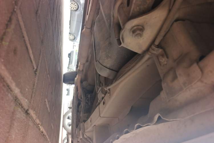 Used Wuling Hongguang 2013 1.5L Luxury Model Chassis Rear Right