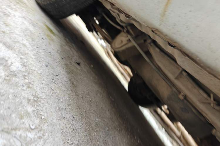 Used Wuling Hongguang 2013 1.5L Base Version Chassis Rear Right