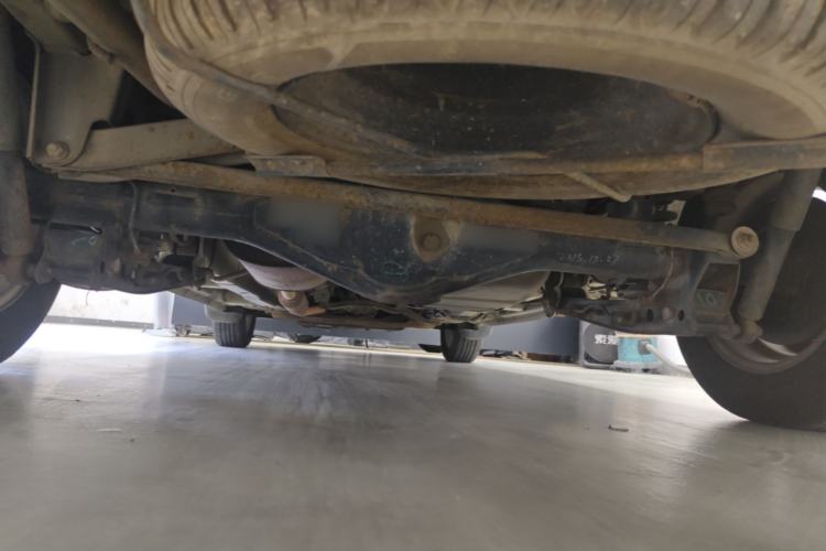 Used Wuling Hongguang 2013 1.5L Comfort Model Chassis Rear