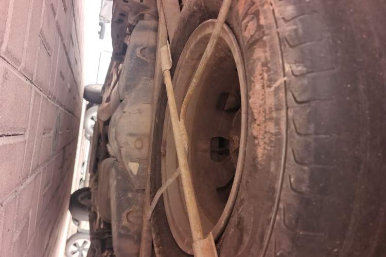 Used Wuling Hongguang 2013 1.5L Luxury Model Chassis Rear