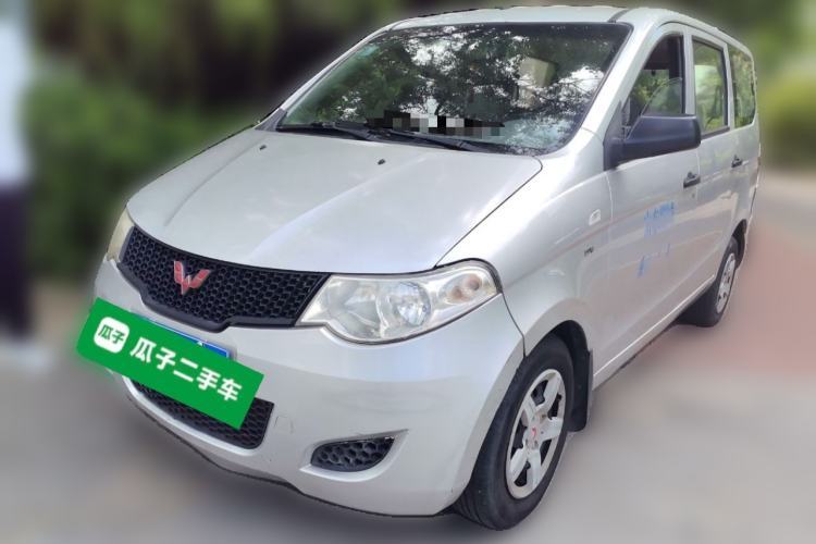 Used Wuling Hongguang 2013 1.5L Base Version Guazi used car, China used car export, Used car for sale, Used Wuling cars, Cheapest cars for sale
