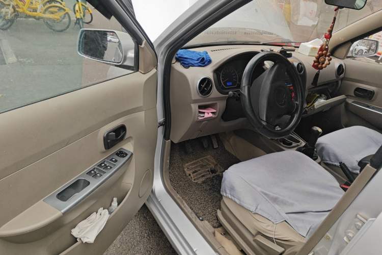 Used Wuling Hongguang 2013 1.5L Comfort Model Driver Seat