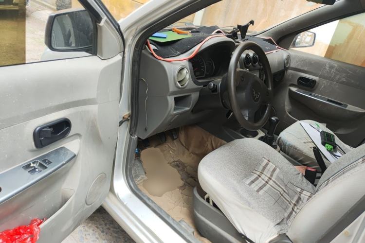Used Wuling Hongguang 2013 1.5L Base Version Driver Seat