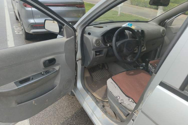 Used Wuling Hongguang 2013 1.5L Base Version Driver Seat