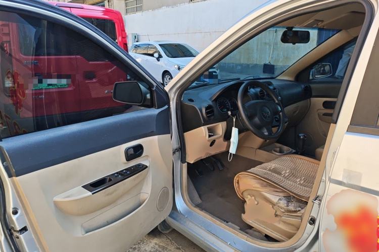 Used Wuling Hongguang 2013 1.5L Luxury Model Driver Seat