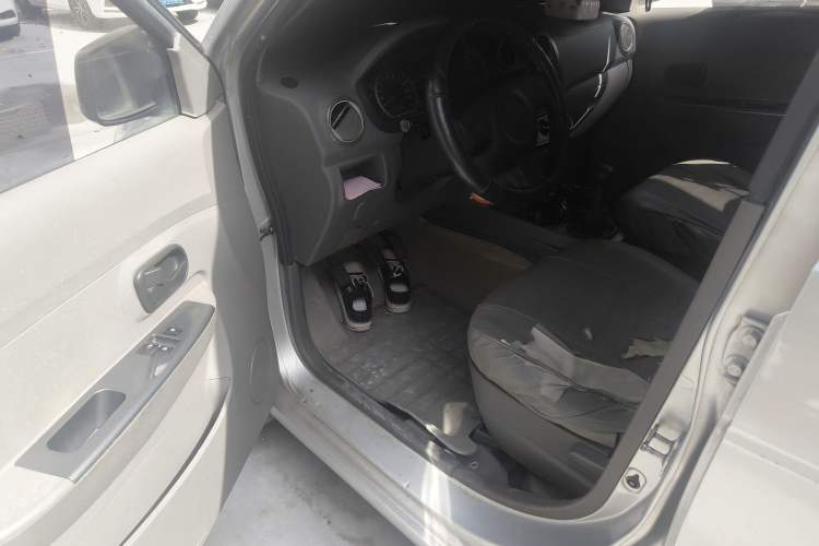 Used Wuling Hongguang 2013 1.5L Base Version Driver Seat