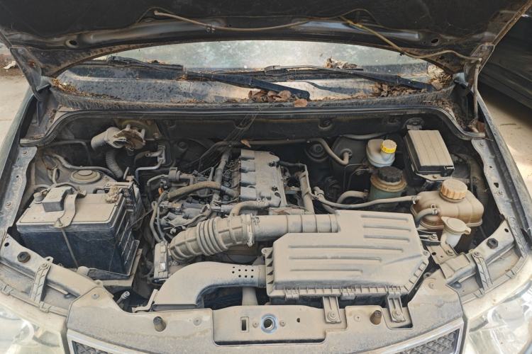 Used Wuling Hongguang 2013 1.5L S Comfort Model Engine Bay