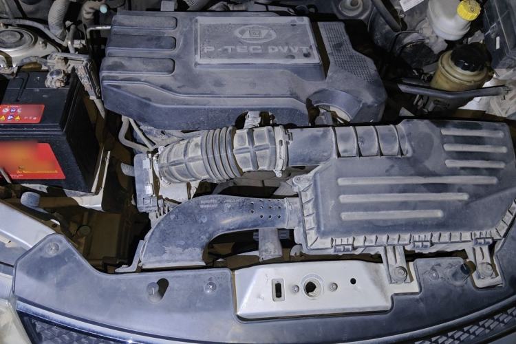 Used Wuling Hongguang 2013 1.5L S Luxury Model Engine Bay