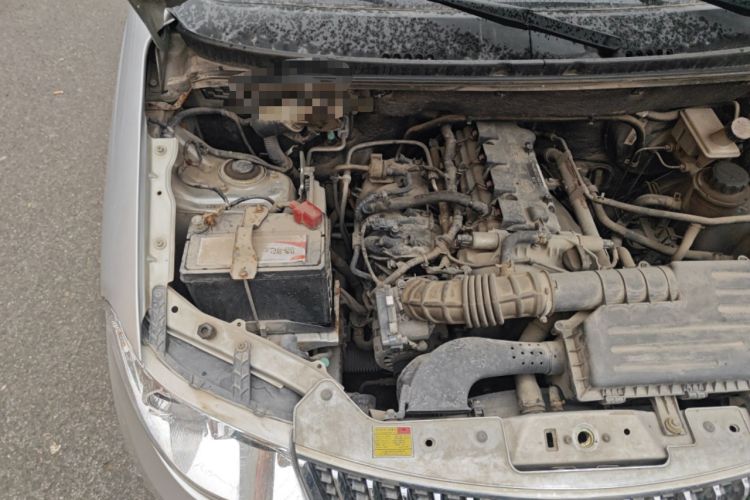 Used Wuling Hongguang 2013 1.5L Comfort Model Engine Bay Right