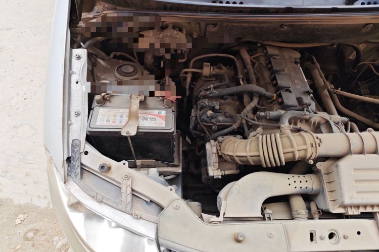 Used Wuling Hongguang 2013 1.5L Comfort Model Engine Bay Right