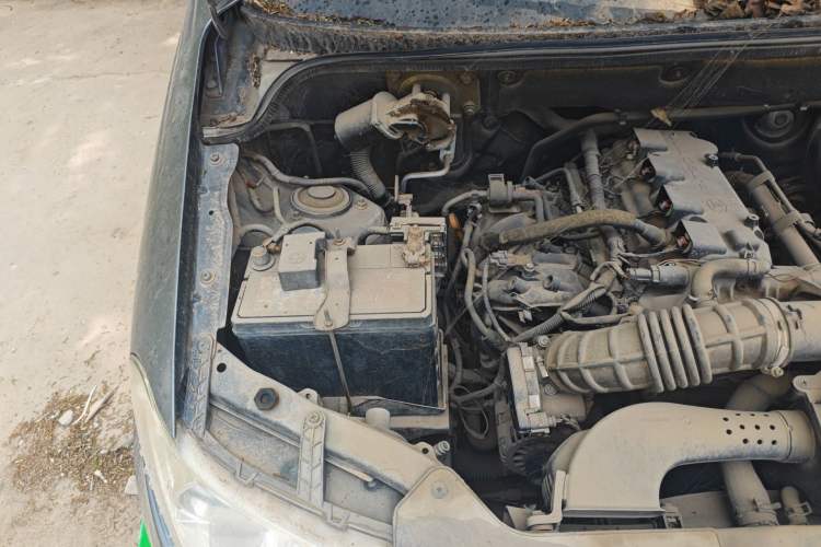 Used Wuling Hongguang 2013 1.5L S Comfort Model Engine Bay Right