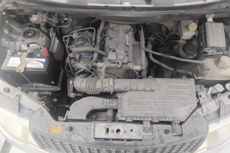 Used Wuling Hongguang 2013 1.5L Base Version Engine Bay
