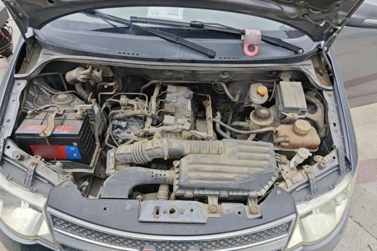 Used Wuling Hongguang 2013 1.5L S Comfort Model Engine Bay