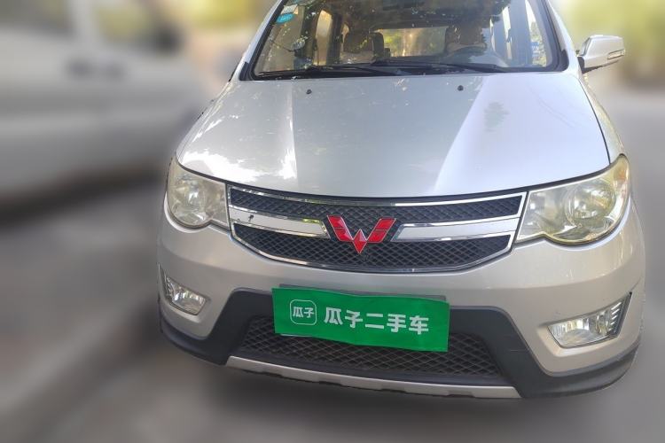 Used Wuling Hongguang 2013 1.5L S Comfort Model Front