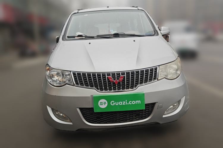 Used Wuling Hongguang 2013 1.5L Comfort Model Front
