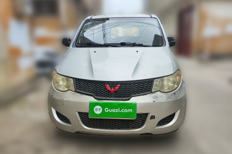 Used Wuling Hongguang 2013 1.5L Base Version Front