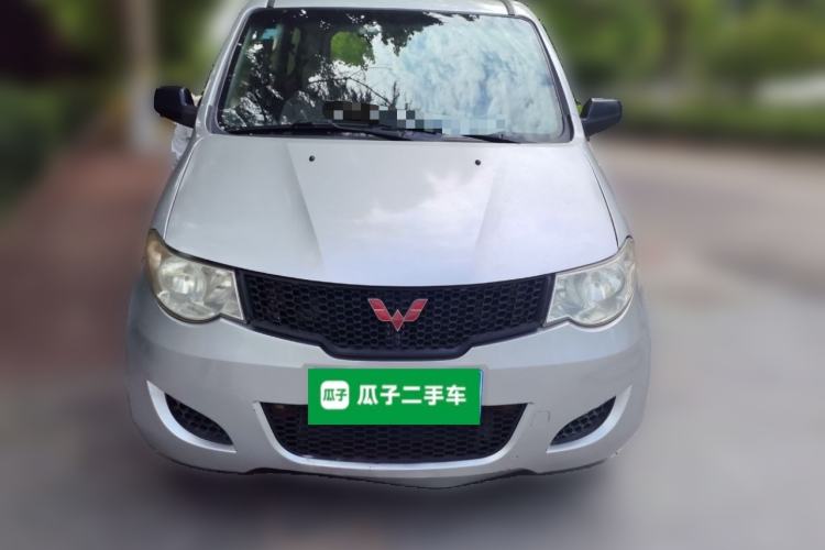 Used Wuling Hongguang 2013 1.5L Base Version Front