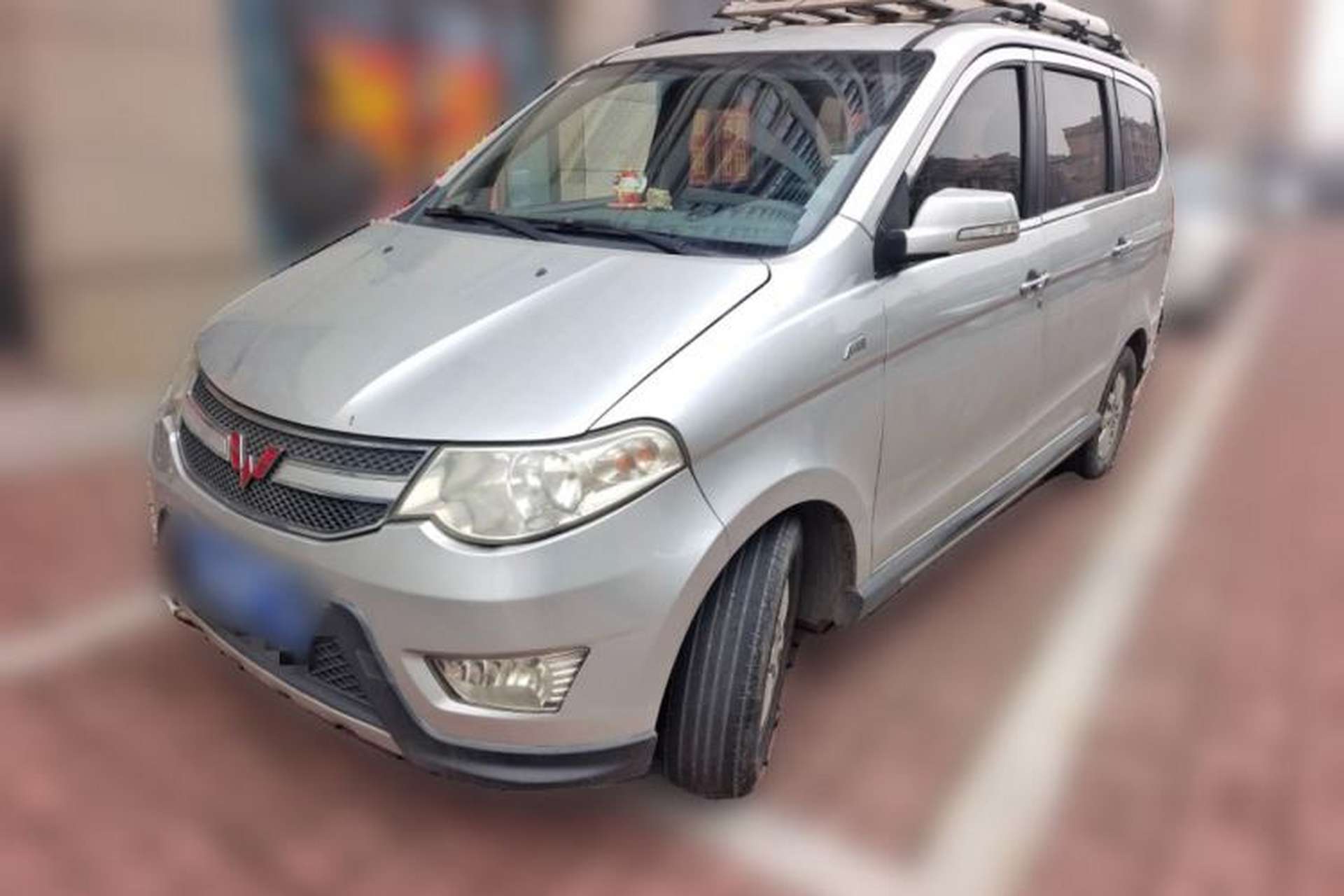 Used Wuling Hongguang 2013 1.5L Luxury Model Front Left 45 Deg