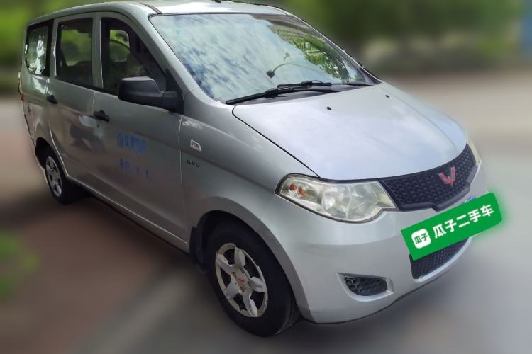 Used Wuling Hongguang 2013 1.5L Base Version Front Right 45 Deg