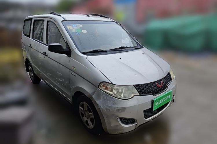 Used Wuling Hongguang 2013 1.5L Base Version Front Right 45 Deg