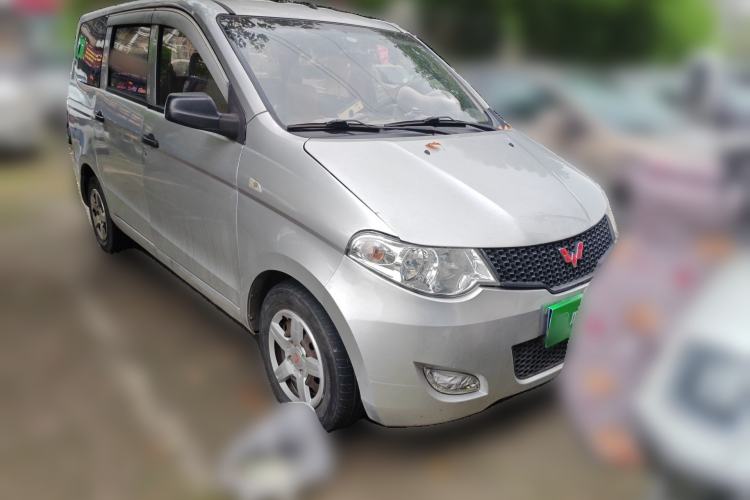 Used Wuling Hongguang 2013 1.5L Base Version Front Right 45 Deg