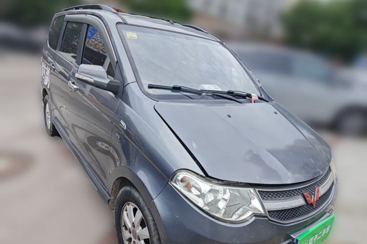 Used Wuling Hongguang 2013 1.5L S Comfort Model Front Right 45 Deg