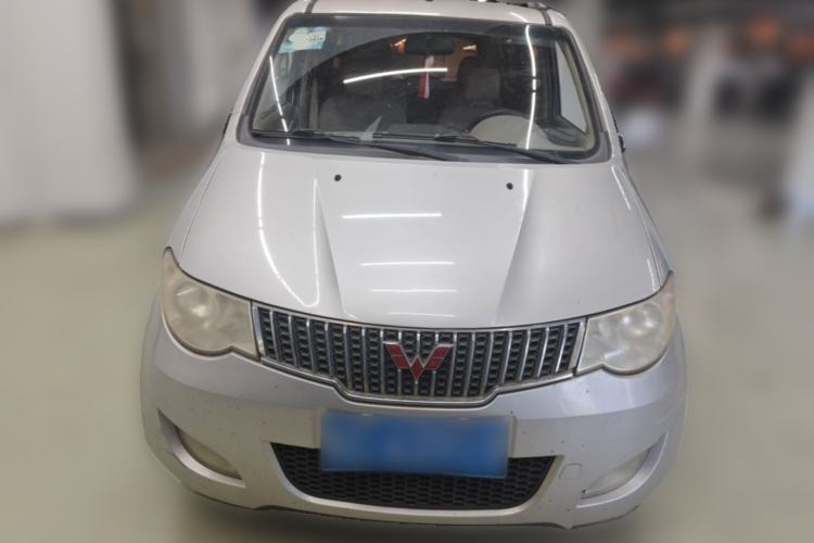 Used Wuling Hongguang 2013 1.5L Comfort Model Front