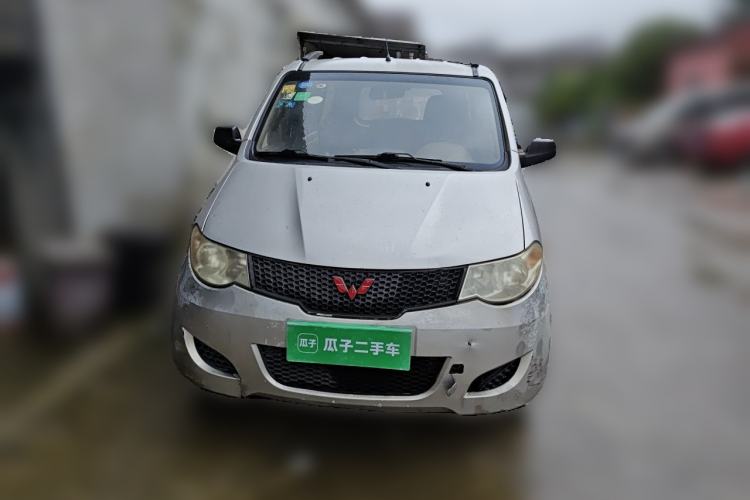 Used Wuling Hongguang 2013 1.5L Base Version Front