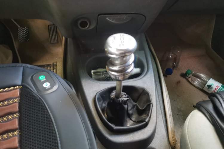 Used Wuling Hongguang 2013 1.5L Base Version Gear Lever