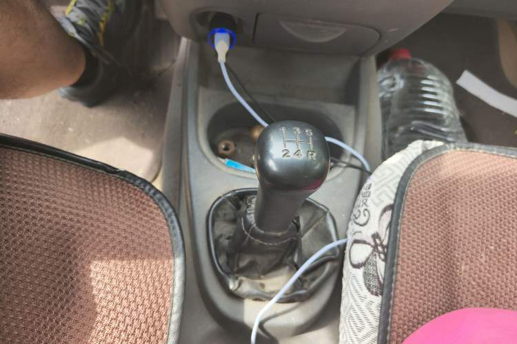 Used Wuling Hongguang 2013 1.5L Base Version Gear Lever