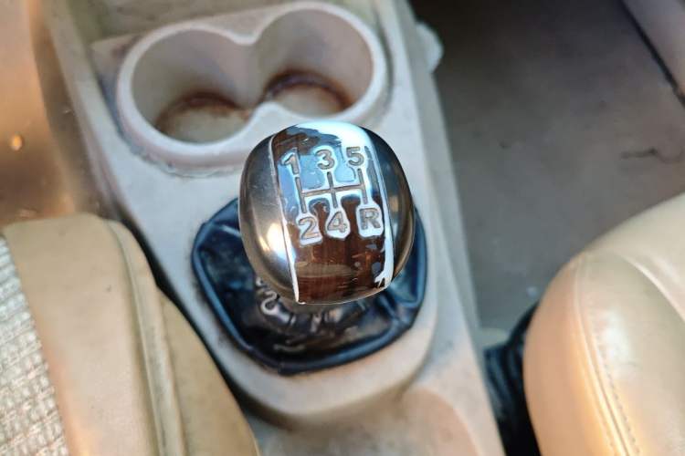 Used Wuling Hongguang 2013 1.5L Luxury Model Gear Lever