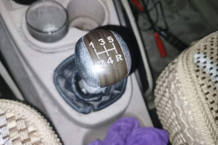 Used Wuling Hongguang 2013 1.5L Luxury Model Gear Lever