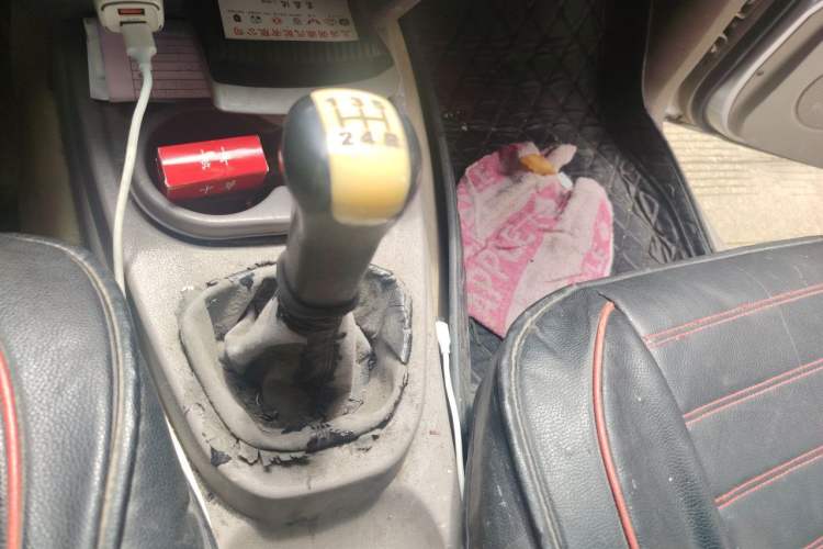 Used Wuling Hongguang 2013 1.5L Base Version Gear Lever