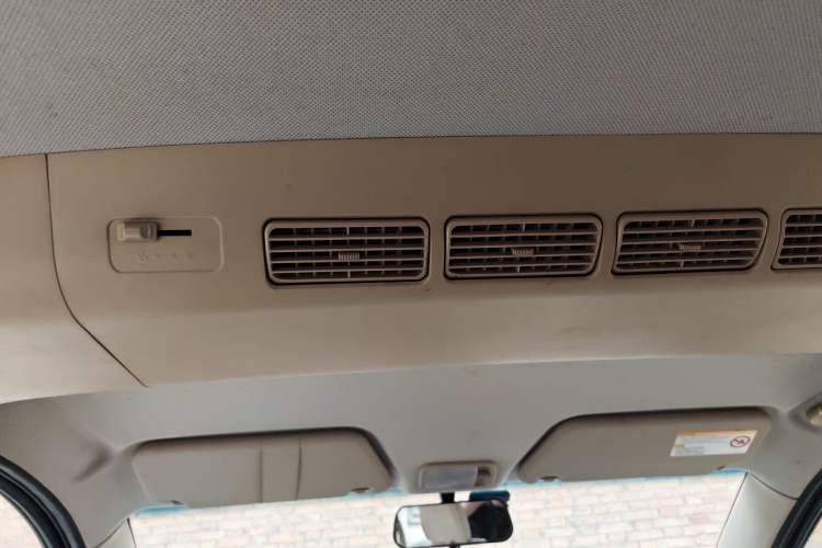 Used Wuling Hongguang 2013 1.5L Comfort Model Headliner