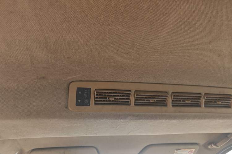 Used Wuling Hongguang 2013 1.5L S Comfort Model Headliner