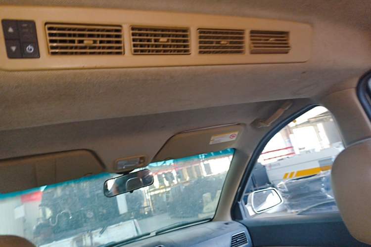 Used Wuling Hongguang 2013 1.5L S Luxury Model Headliner