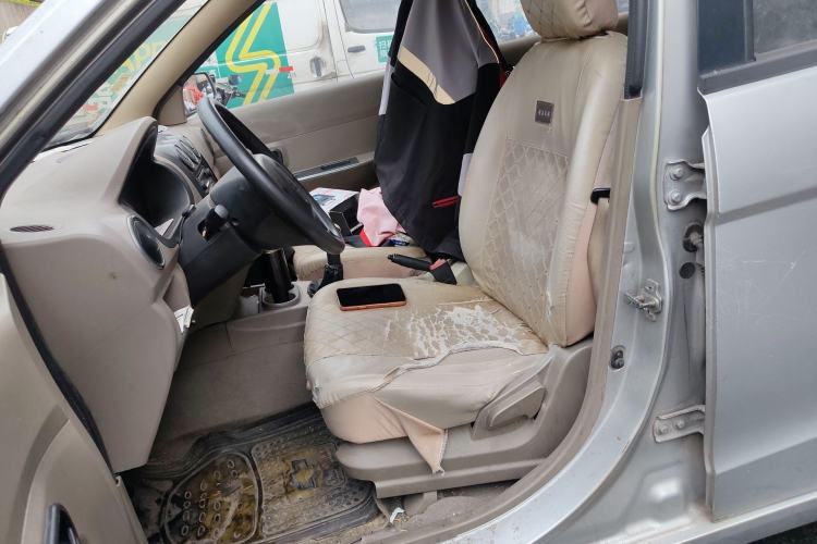 Used Wuling Hongguang 2013 1.5L Standard Version Left Front Seat