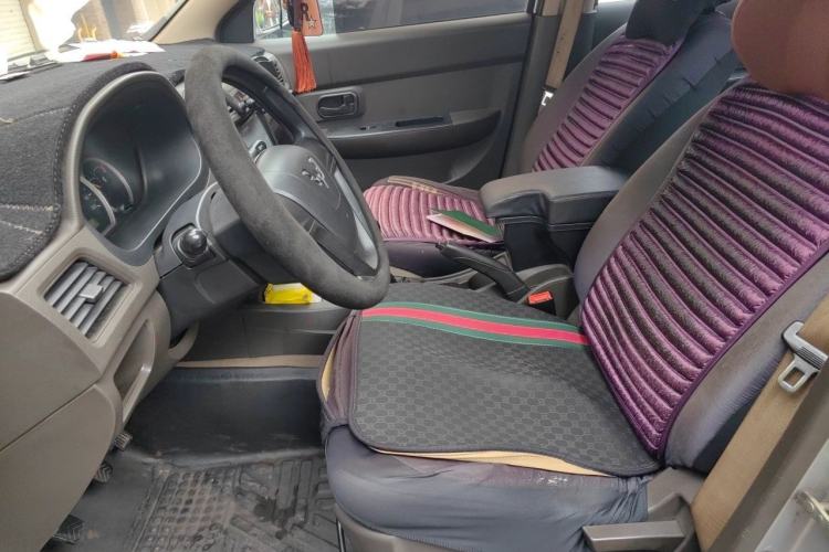 Used Wuling Hongguang 2013 1.5L Standard Version Left Front Seat