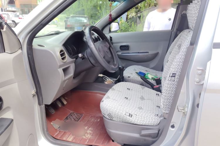 Used Wuling Hongguang 2013 1.5L Base Version Left Front Seat