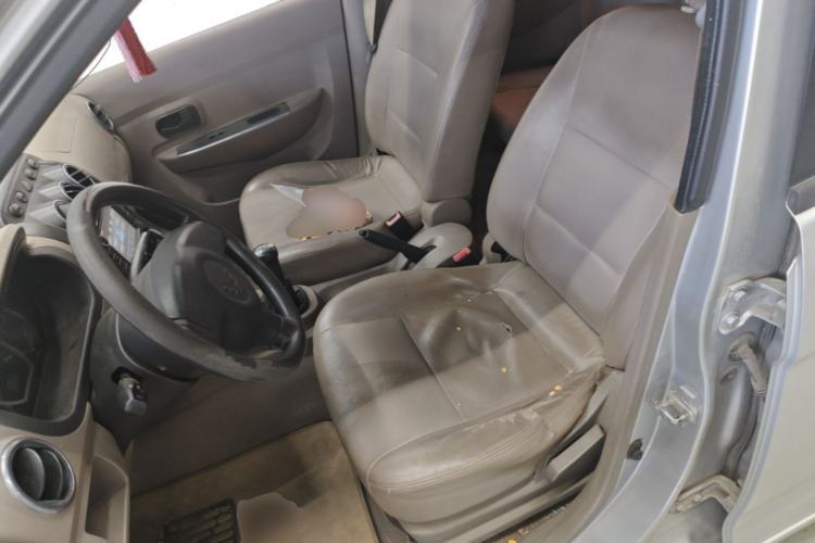Used Wuling Hongguang 2013 1.5L Comfort Model Left Front Seat